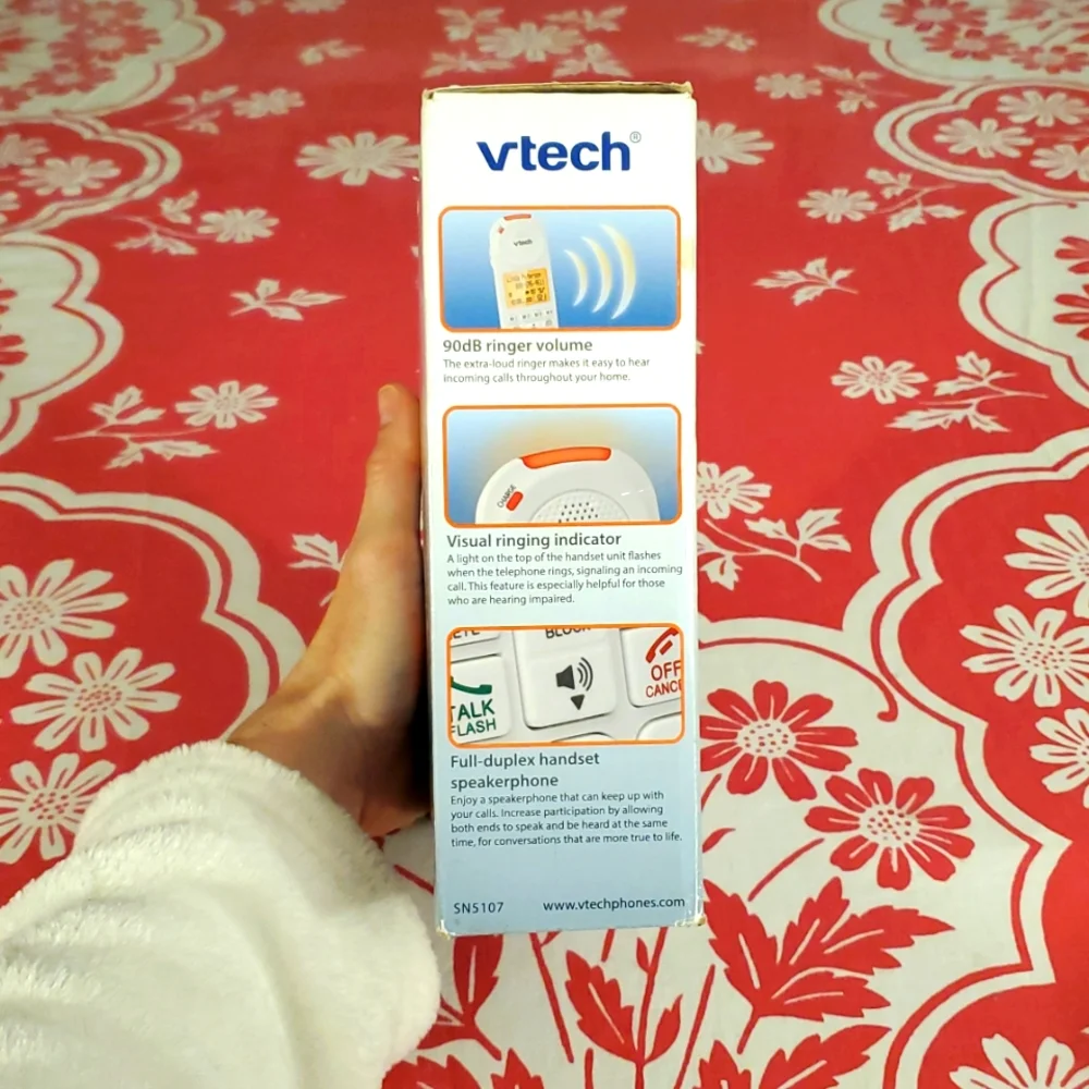 VTech Amplified Accessory Handset with Big Buttons - Picture 3 of 8